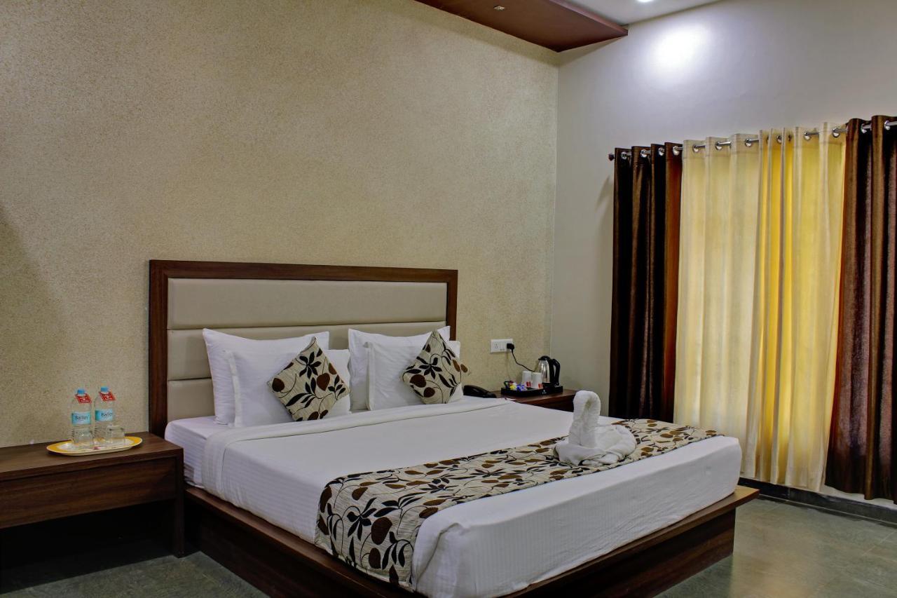 Vishal Lords Inn Gir Forest Malanka Exterior photo