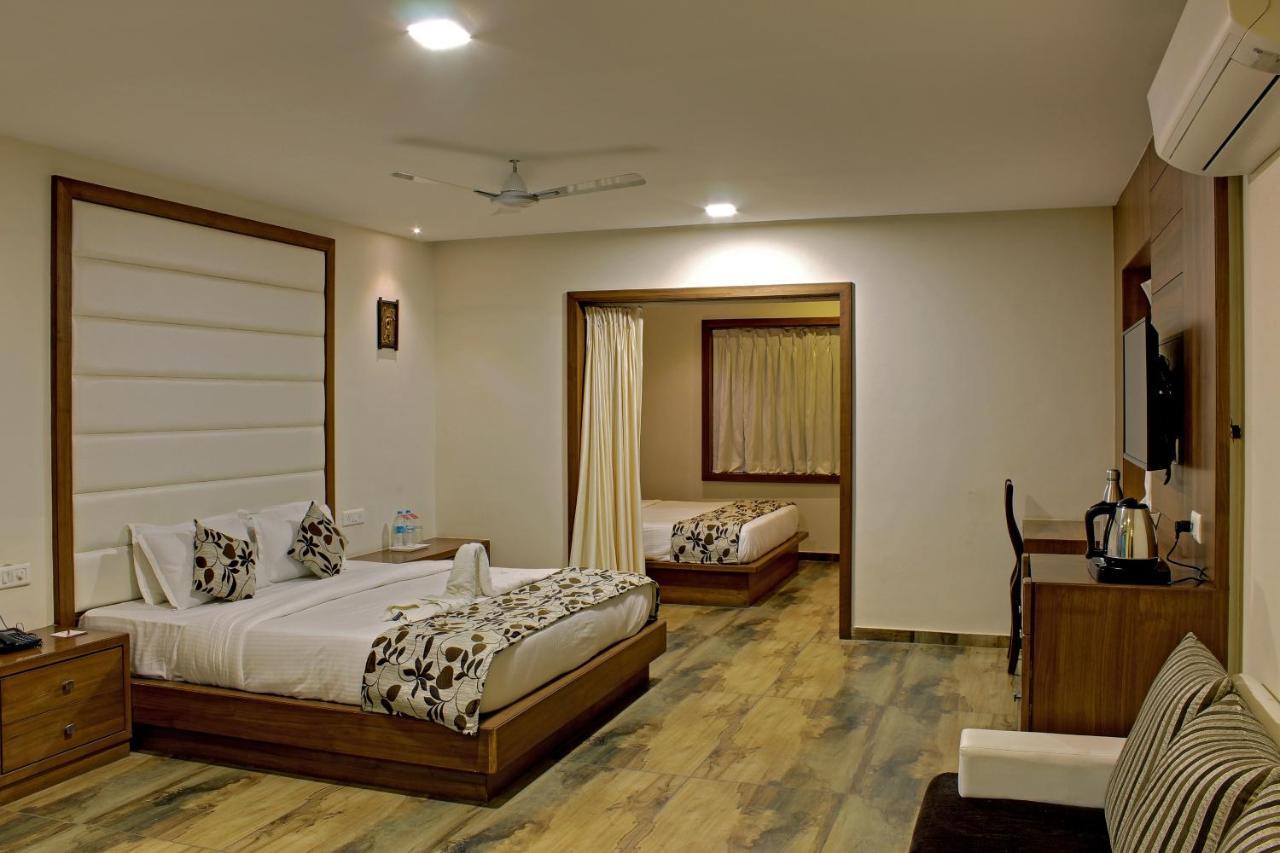 Vishal Lords Inn Gir Forest Malanka Exterior photo
