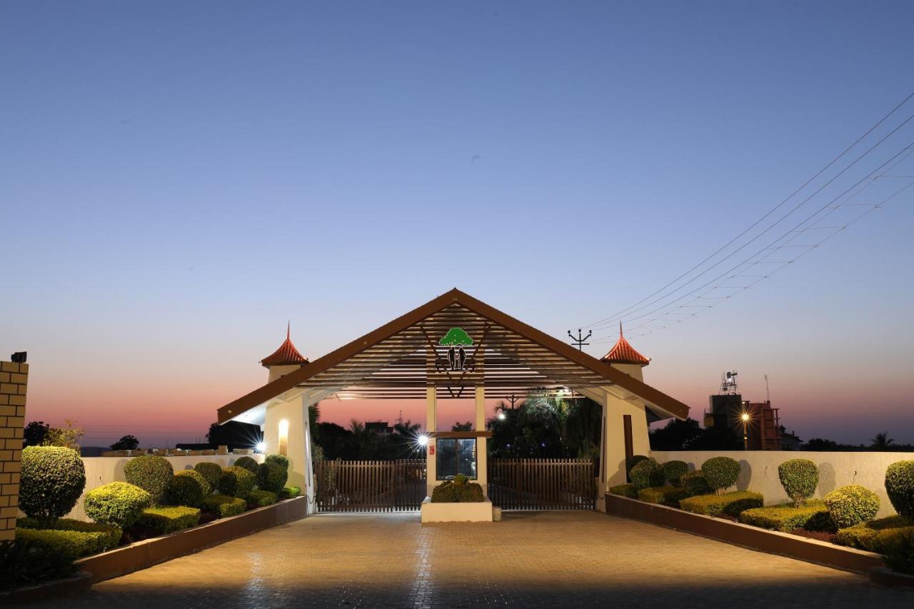 Vishal Lords Inn Gir Forest Malanka Exterior photo